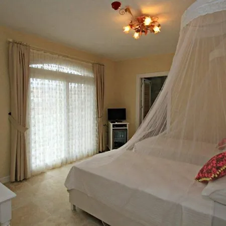 Alaroof 2* Alacati
