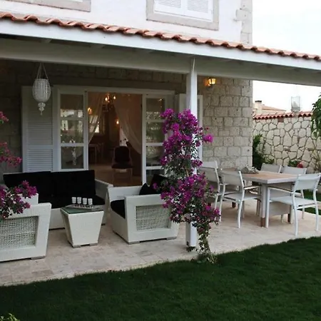 Alaroof Hotel Alacati