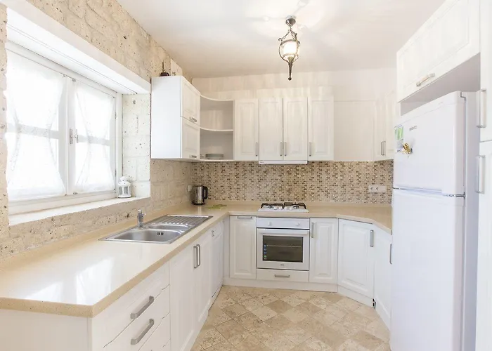 Alaroof אלאקאטי