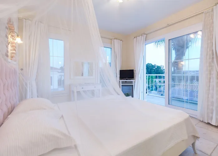 מלון Alaroof אלאקאטי