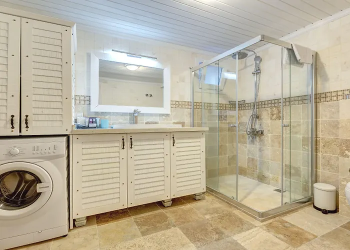 מלון Alaroof אלאקאטי