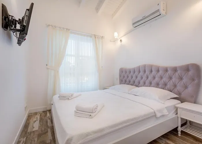 מלון Alaroof אלאקאטי