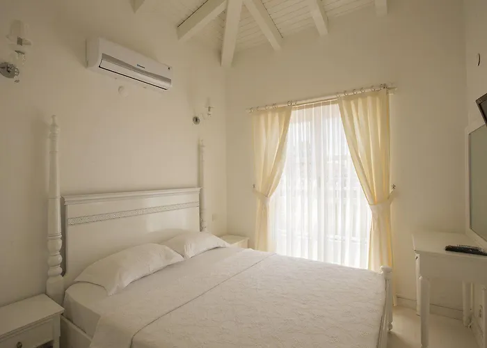 Hotel Alaroof Alaçatı