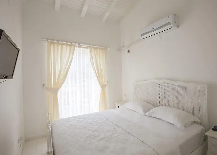 Alaroof Hotel Alaçatı